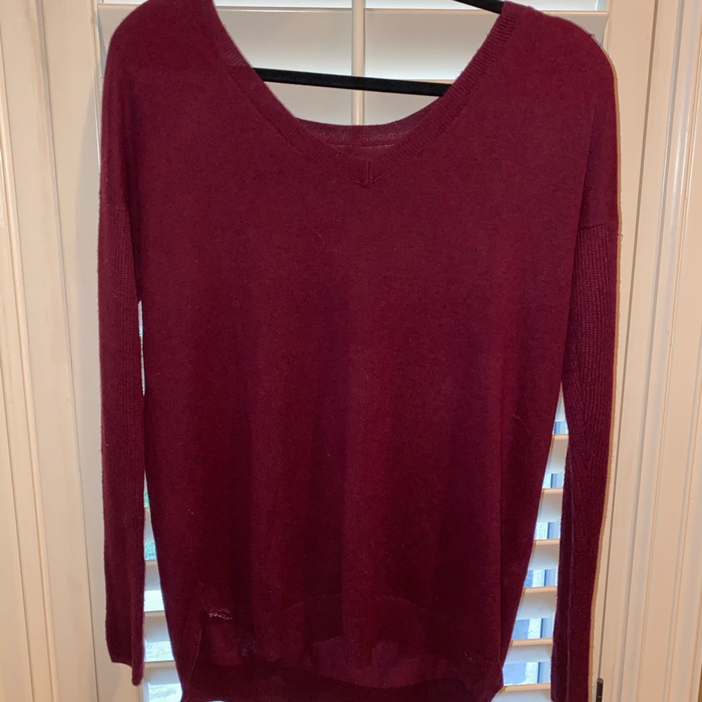 American eagle sweater top